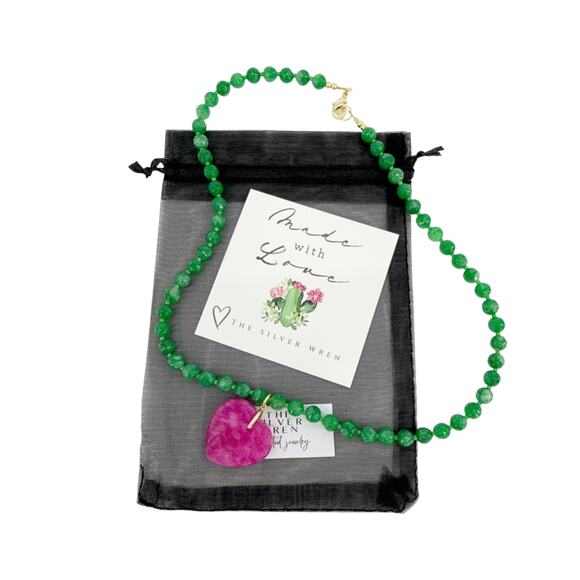 THE SILVER WREN Abel Beaded Necklace in Green and Pink 18\